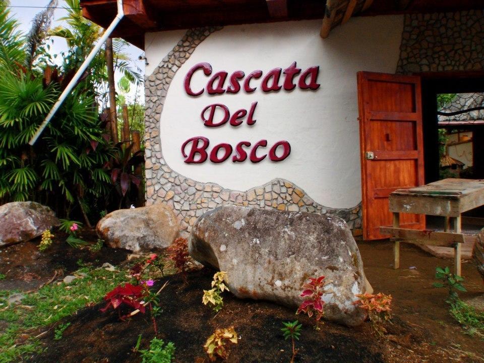 Cascata Del Bosco Cabinas Hotel San Vito Eksteriør billede